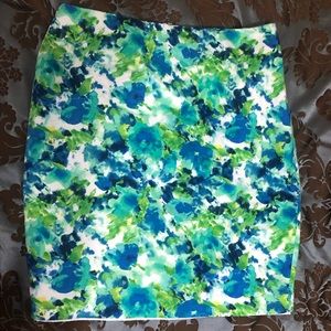 FOREVER21 Tropical Print Mini Skirt